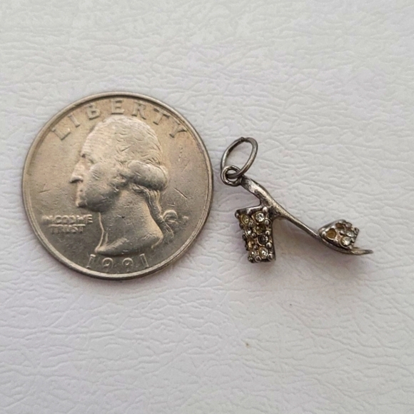 Sterling Silver Studded High Heel Pendant - Picture 5 of 5